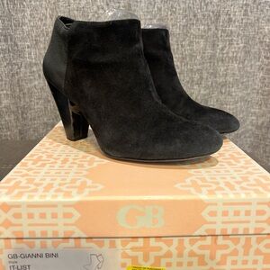 Gianni Bini Black Ankle Booties
